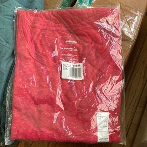 Red Sonoma Everyday tee